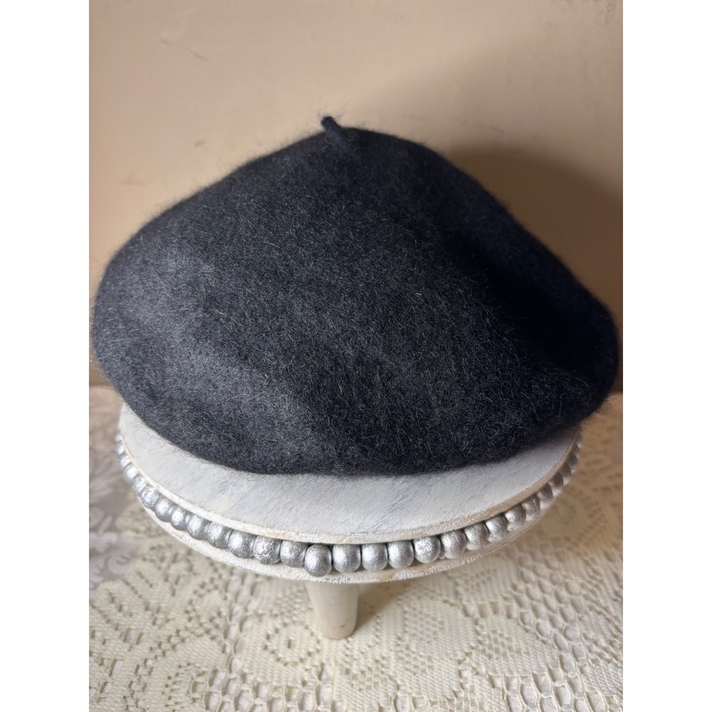 Kathy Jeanne Black Wool Angora Blend Beret Hat French Style Fuzzy Warm Classic